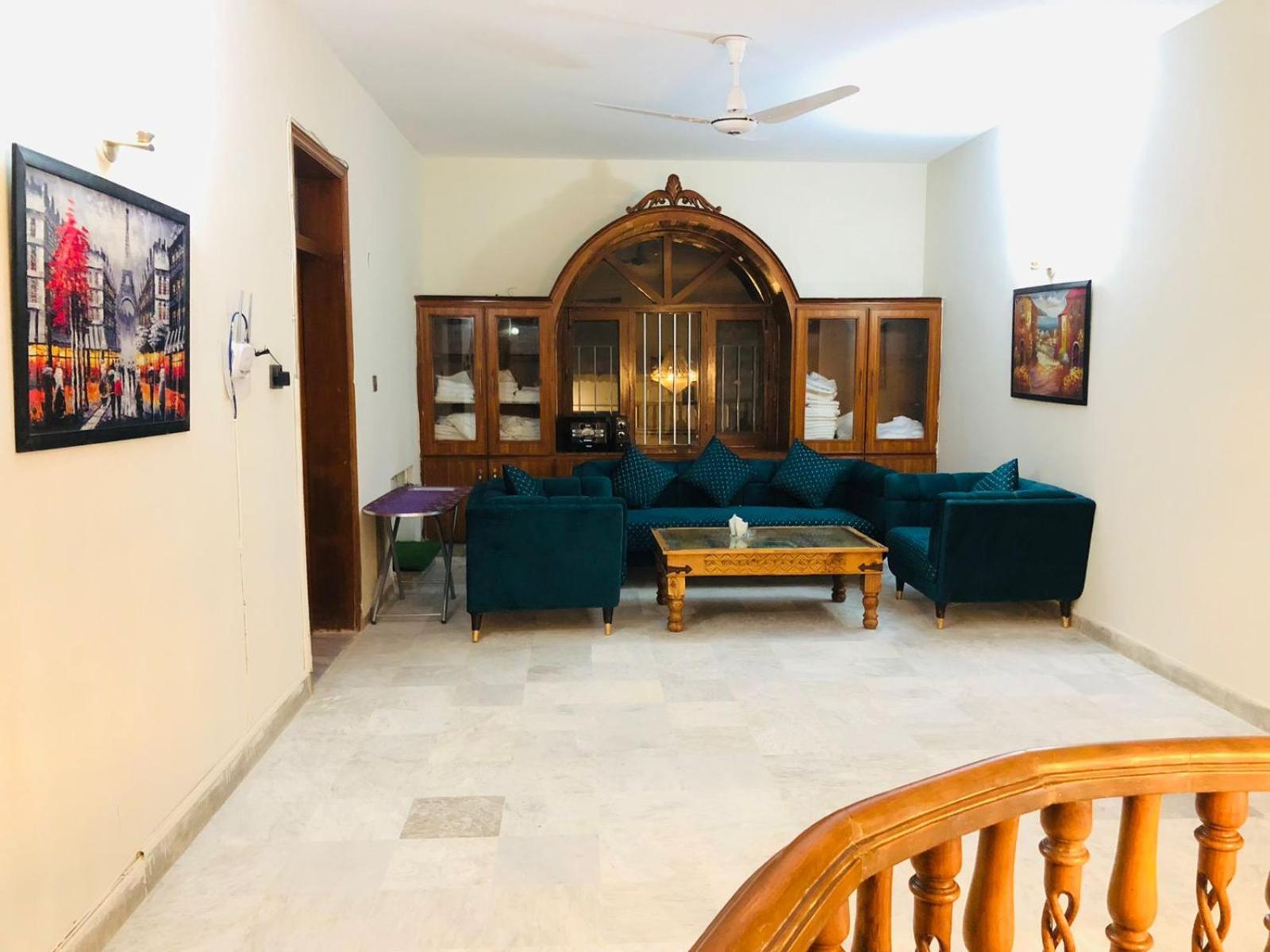 Royal Executive Hotel Islamabad Luaran gambar